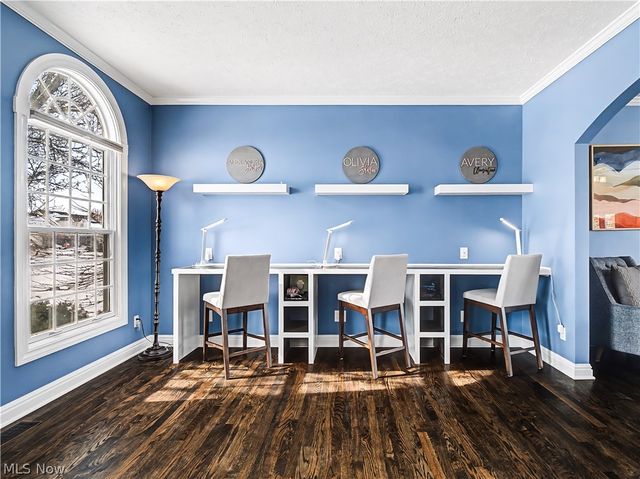 4314 S Fall Lake Drive, Avon, OH 44011