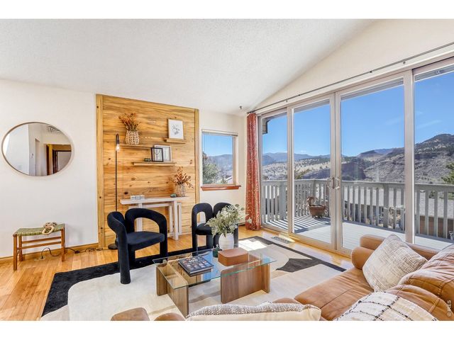 112 Longs Peak Dr, Lyons, CO 80540