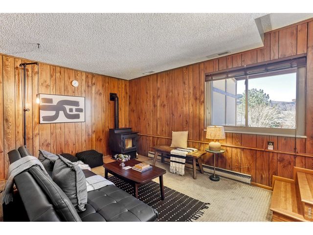 112 Longs Peak Dr, Lyons, CO 80540