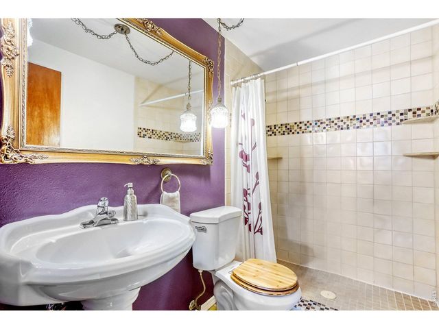 112 Longs Peak Dr, Lyons, CO 80540