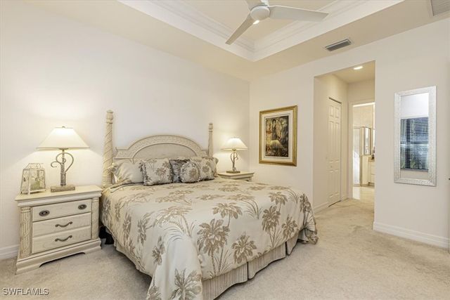 13462 Sumter LN, Naples, FL 34109