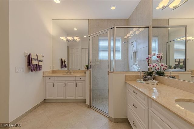 13462 Sumter LN, Naples, FL 34109