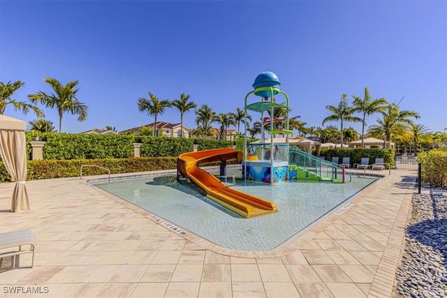 13462 Sumter LN, Naples, FL 34109