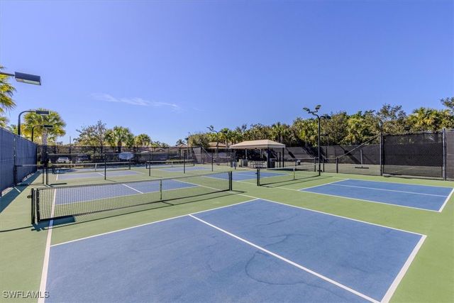 13462 Sumter LN, Naples, FL 34109