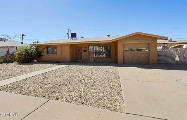 909 Apple Lane, El Paso, TX 79925