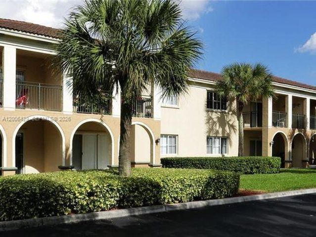 2451 Centergate Dr 303, Miramar, FL 33025