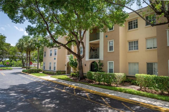 2451 Centergate Dr 303, Miramar, FL 33025