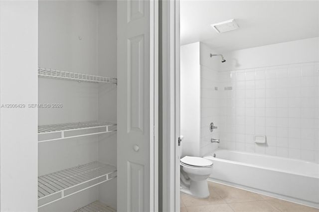 2451 Centergate Dr 303, Miramar, FL 33025