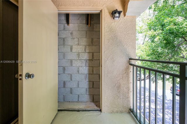 2451 Centergate Dr 303, Miramar, FL 33025