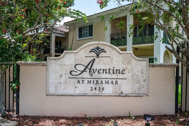 2451 Centergate Dr 303, Miramar, FL 33025