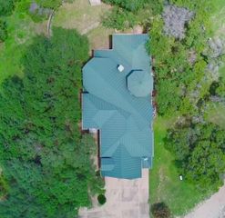 20704 E Lakeshore DR, Spicewood, TX 78669