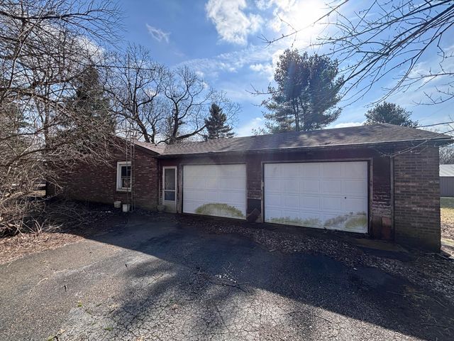 924 Eris Road 924 Eris Road, Urbana, OH 43078