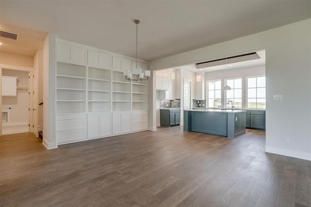 329 Mescalero Street, Aledo, TX 76008