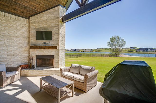 329 Mescalero Street, Aledo, TX 76008