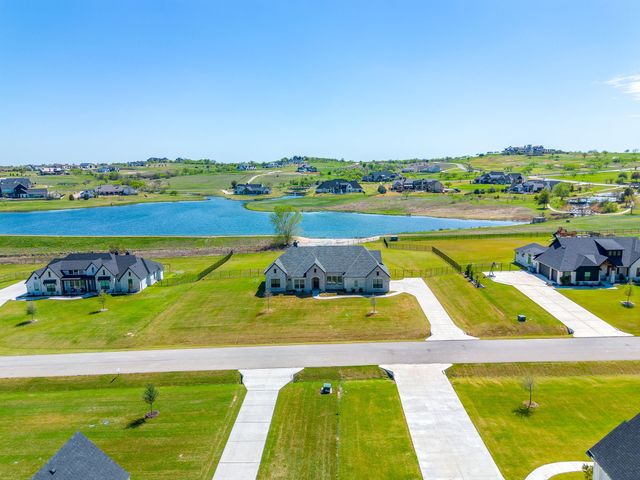 329 Mescalero Street, Aledo, TX 76008