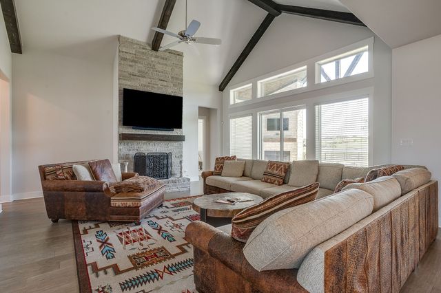 329 Mescalero Street, Aledo, TX 76008