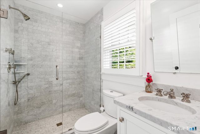 284 Park Street, New Canaan, CT 06840