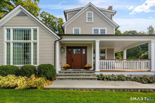 284 Park Street, New Canaan, CT 06840