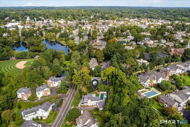 284 Park Street, New Canaan, CT 06840