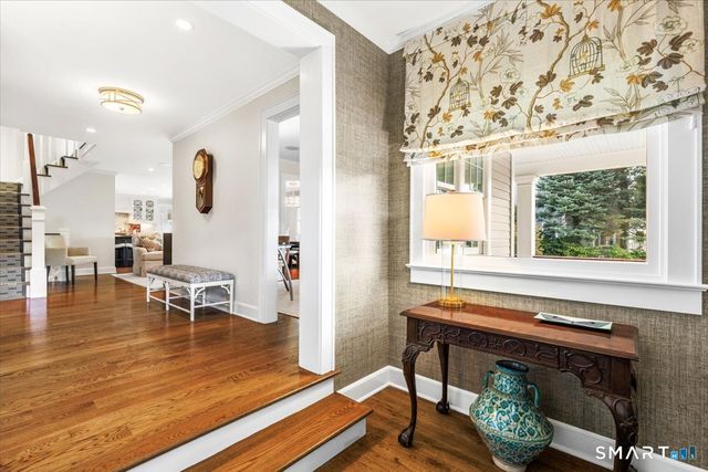 284 Park Street, New Canaan, CT 06840