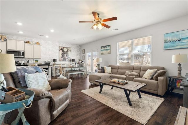 188 Canyon Ferry Way, Hoschton, GA 30548