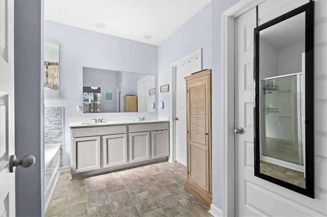 188 Canyon Ferry Way, Hoschton, GA 30548