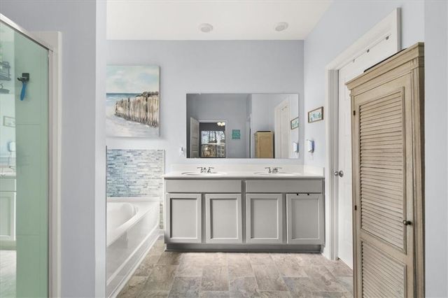 188 Canyon Ferry Way, Hoschton, GA 30548