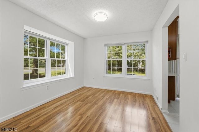 543 Manchester Ct, Piscataway Twp., NJ 08854