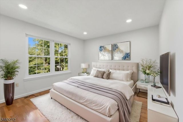 543 Manchester Ct, Piscataway Twp., NJ 08854