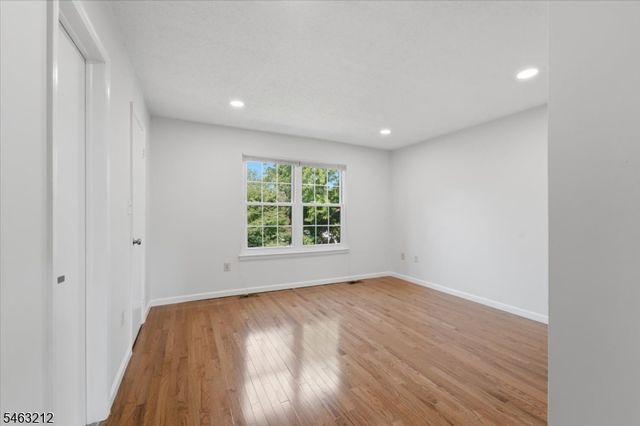 543 Manchester Ct, Piscataway Twp., NJ 08854
