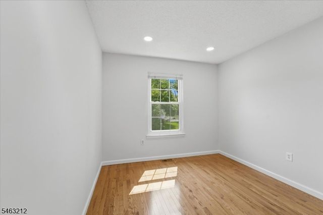 543 Manchester Ct, Piscataway Twp., NJ 08854