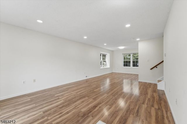 543 Manchester Ct, Piscataway Twp., NJ 08854