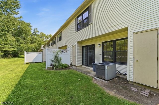 543 Manchester Ct, Piscataway Twp., NJ 08854