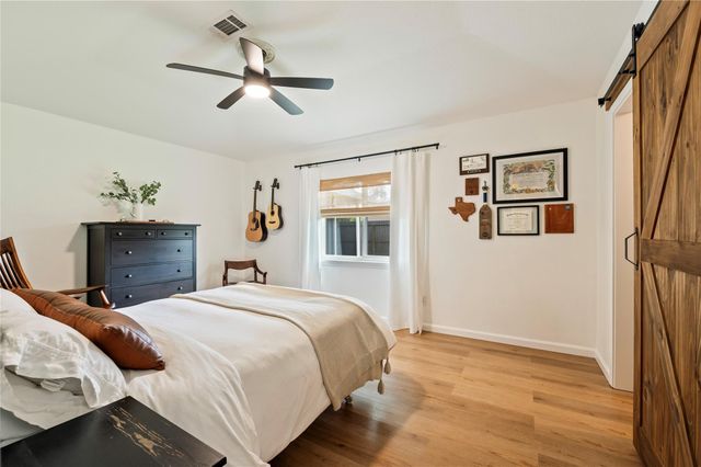 306 Morningside Drive, League City, TX 77573