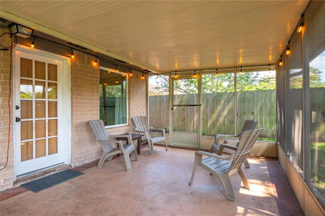 306 Morningside Drive, League City, TX 77573