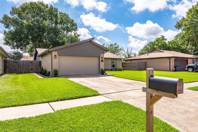 306 Morningside Drive, League City, TX 77573