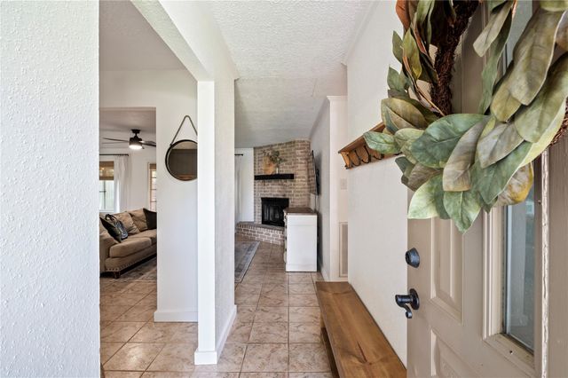 306 Morningside Drive, League City, TX 77573