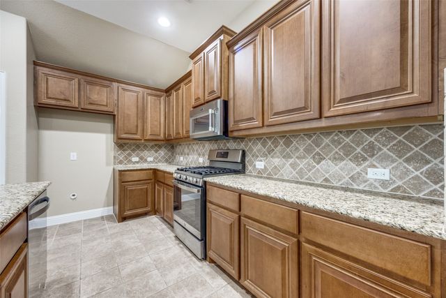 4721 Camp Verde Circle, Sherman, TX 75092