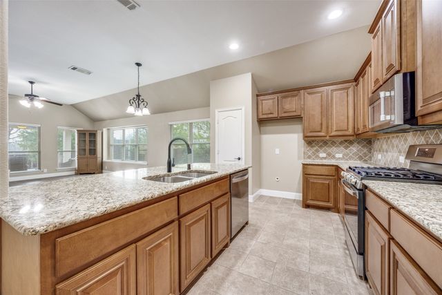 4721 Camp Verde Circle, Sherman, TX 75092