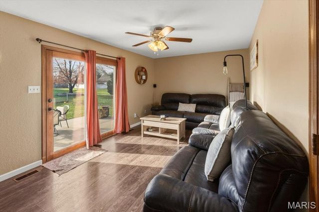 113 Jefferson Drive, Waterloo, IL 62298