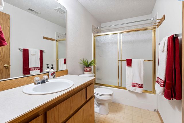 216 W 50th, Kennewick, WA 99337