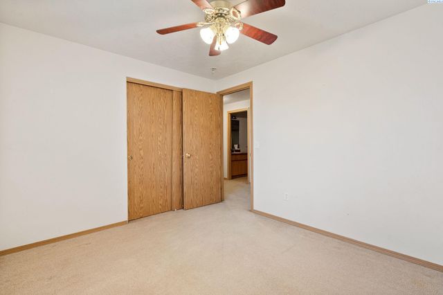 216 W 50th, Kennewick, WA 99337