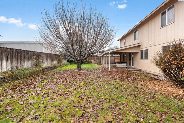 216 W 50th, Kennewick, WA 99337