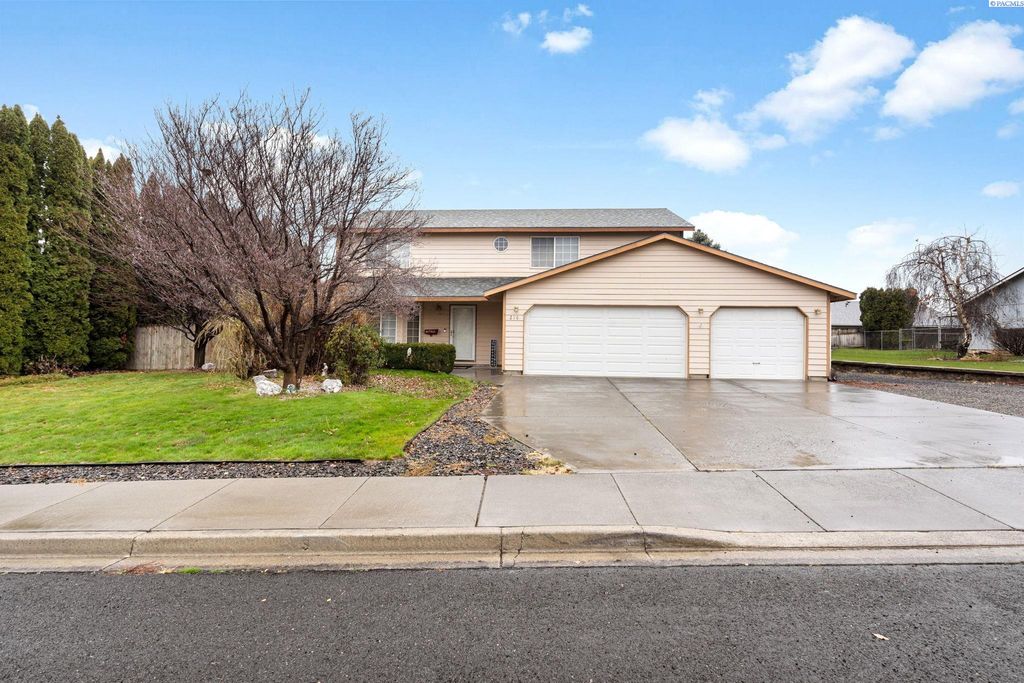216 W 50th, Kennewick, WA 99337