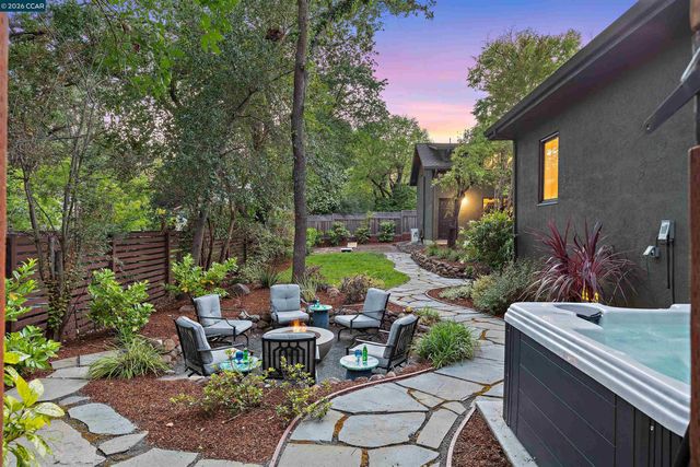 1301 Dewing Ln, Walnut Creek, CA 94595