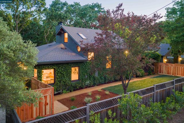 1301 Dewing Ln, Walnut Creek, CA 94595