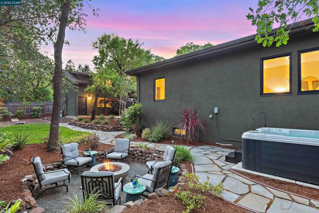 1301 Dewing Ln, Walnut Creek, CA 94595