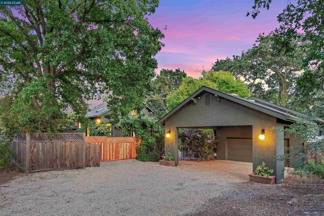 1301 Dewing Ln, Walnut Creek, CA 94595