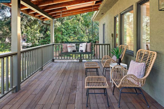 1301 Dewing Ln, Walnut Creek, CA 94595
