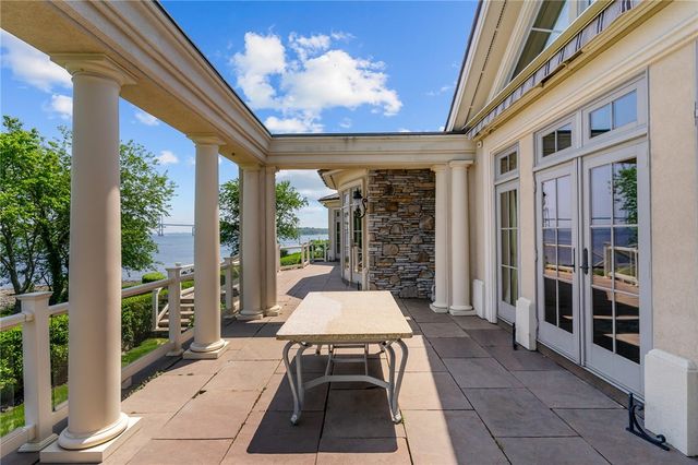 5 Decatur Avenue, Jamestown, RI 02835